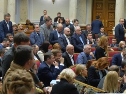 Парламенту предлагают продлить период перехода на обучение на украинском носителям официальных языков ЕС