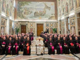 Католическая церковь не сможет сама искоренить сексуальное насилие из духовенства - WP