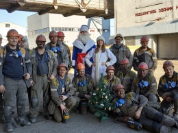 Дед Мороз со Снегурочкой уже побывали в Терновском шахтоуправлении