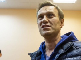 Немецкий эксперт о Навальном: Власти России не хотят делать из него мученика
