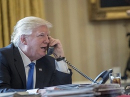 Трамп поругался с Мэй по телефону