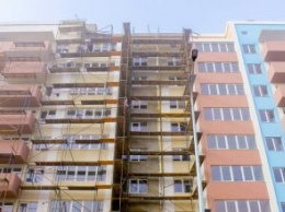 В Слобожанском завершается строительство девятиэтажки под социальное жилье