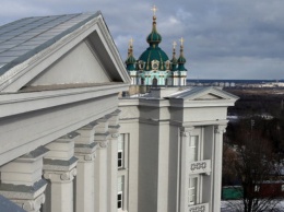 В Киеве неизвестные пытались сжечь Андреевскую церковь