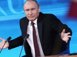 Путина опозорили во время встречи с женщиной: Мнется у трапа, а выйти не может