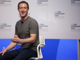 Цукерберг запретил топ-менеджерам Facebook пользоваться iPhone