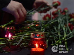 В Крыму похоронили стюардессу разбившегося в Подмосковье Ан-148