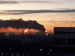 В Москве загорелся нефтеперерабатывающий завод