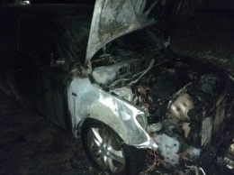 В Шостке у депутата сгорел автомобиль