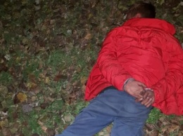 В Запорожье задержали грабителя, которого выдала яркая куртка (Фото)