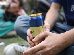 Алкоголь в общественных местах: на жителей Одессы составили 500 админпротоколов