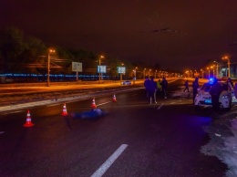 В Днепре Opel насмерть переехал мужчину: полиция ищет свидетелей