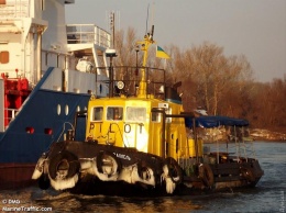 Недалеко от Одессы терпит бедствие буксир: экипаж спасен