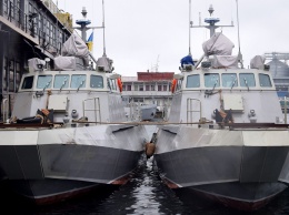 "Кентавры": в Одессу, несмотря на шторм, прибыли новейшие десантно-штурмовые катера ВМС Украины