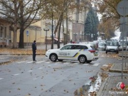 Из-за подозрительного чемодана возле налоговой в центре Николаева оцепили квартал