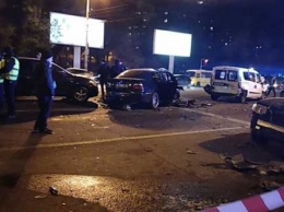 В Днепре произошло крупное ДТП - разбито 10 автомобилей