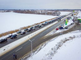 Под Днепром Полтавское шоссе заблокировали «евробляхеры»