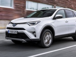 Выбираем надежный Toyota RAV4 в возрасте до пяти лет