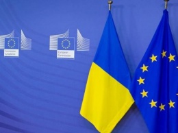 Рада поддержала изменения в Конституцию об интеграции в ЕС и НАТО