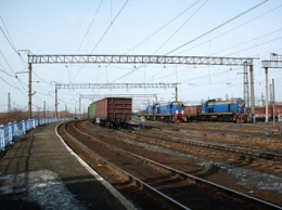 Для нормальной работы комбинатов через Камыш-Зарю должно проходить не менее 22 поездов, - ММКИ