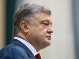 «Российским он от этого не станет»: Порошенко про приезд Путина в Крым