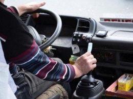 В Запорожской области водитель перевозил пассажиров под тяжелыми наркотиками