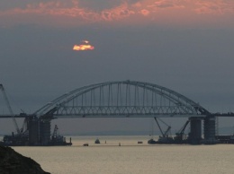 Россия атаковала украинские корабли в Керченском проливе, есть пострадавшие