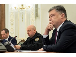 СНБО принял решение ввести военное положение на Украине