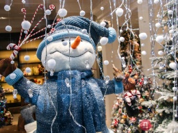 Витрины магазинов: в Одессе чувствуется новогоднее настроение
