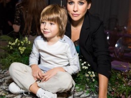 Младший сын Юлии Барановской влюбился в 7-летнюю модель Анастасию Князеву - сеть