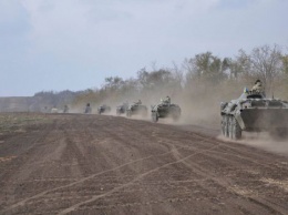 Украинцев просят не выкладывать информацию о передвижении военной техники в соцсети