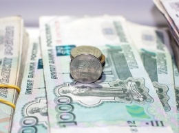 Доигрались: рубль падает из-за нападения России на украинские корабли