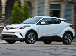 Toyota отзывает сотни кроссоверов C-HR по всей России