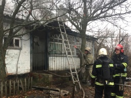 В горевшем доме на Полтавщине нашли тело женщины (фото)