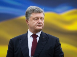 Порошенко: Украина находится под угрозой полномасштабной войны с Россией