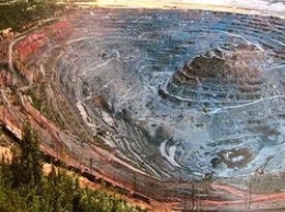 Rio Tinto решила избавится от африканского уранового рудника