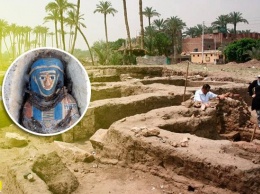 В Египте археологи обнаружили восемь известняковых гробниц