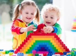 Медики доказали безвредность поедания детьми деталей конструктора Lego