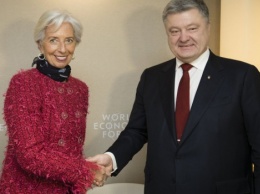 Введение военного положения не повлияет на сотрудничество с МВФ, - Лагард