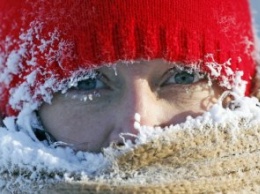 Медики предупреждают: получить переохлаждение и обморожение можно и без сильного мороза