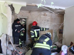 В Рубежном прогремел взрыв в одной из квартир (видео)