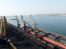 РФ заблокировала работу украинских портов в Азове, - Омелян