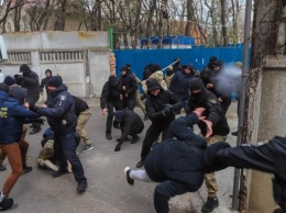 В Одессе возле стройплощадки произошли столкновения