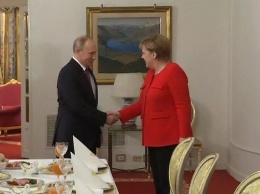 Путин и Меркель провели встречу в Буэнос-Айресе: первые подробности
