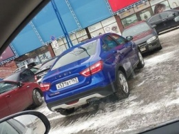 Вседорожный седан LADA Vesta Cross получил уникальный цвет кузова