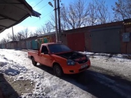 Автомеханики превратили LADA Priora в эвакуатор