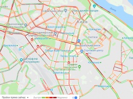 Киев "застыл" в пробках из-за массовых ДТП (карта)