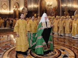 Для поездки 200 тверских чиновников на литургию патриарха в Москве арендовали электричку
