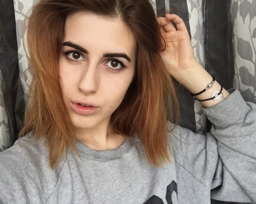 18-летняя дочь Пореченкова шокировала поклонников интимными фото