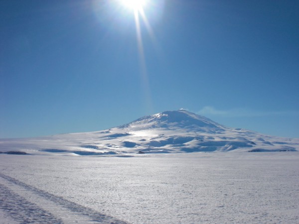 Первая экспедиция в Антарктиду