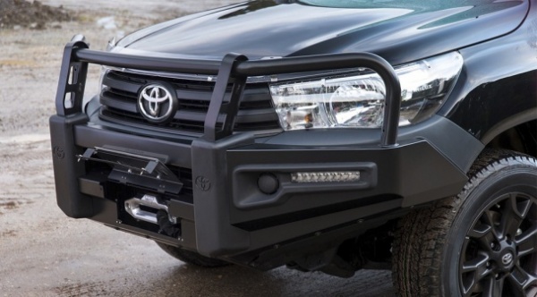 Пикап Toyota Hilux обзавелся широкой линейкой аксессуаров